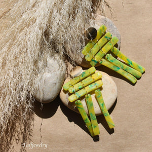 THE HELEBERIOUS EARRINGS