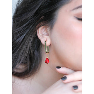 MONO-POMEGRANATE L-SHAPE HOOP EARRINGS