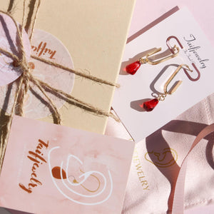 MONO-POMEGRANATE L-SHAPE HOOP EARRINGS