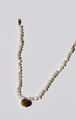 olive pearl necklace