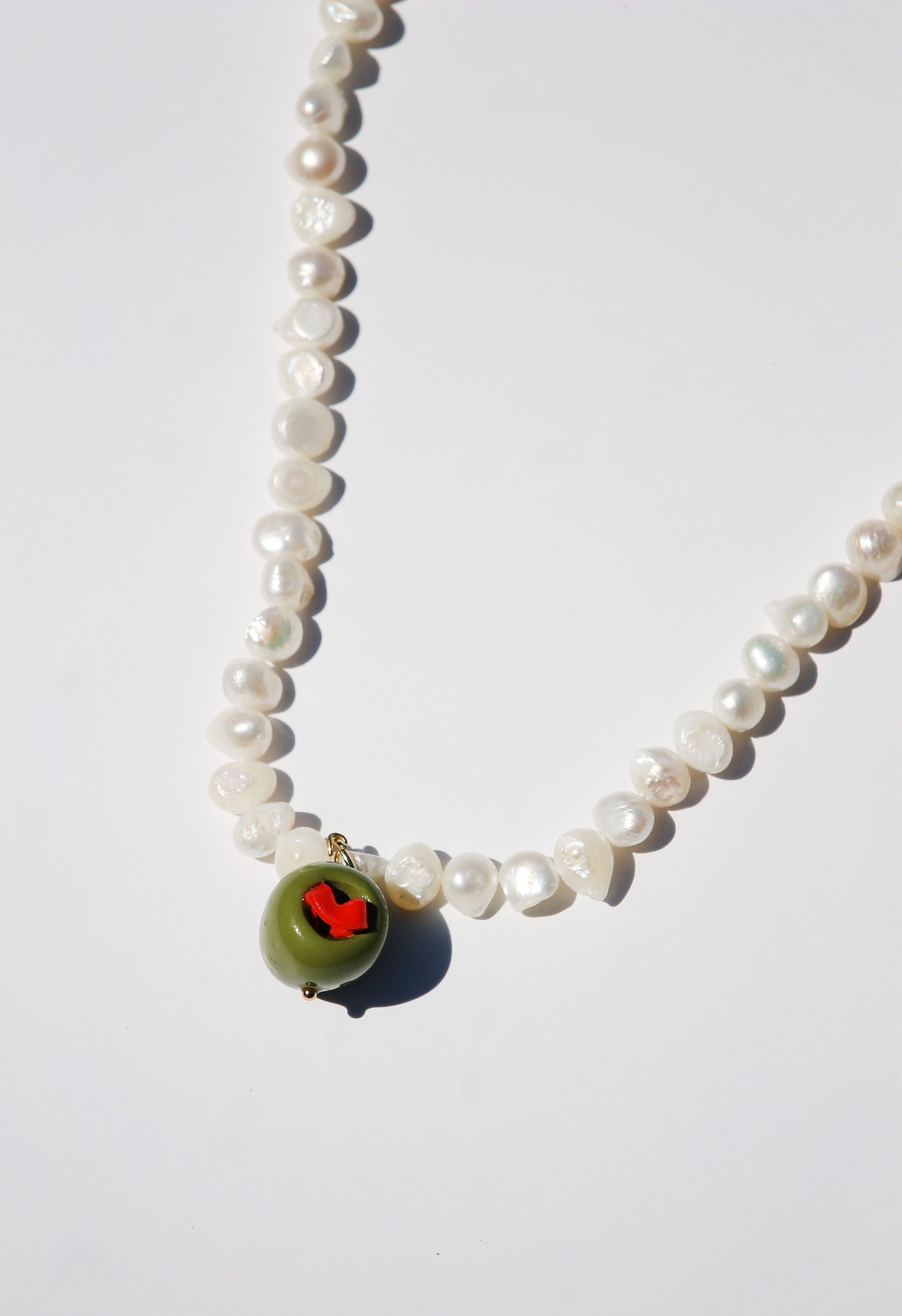 olive pearl necklace