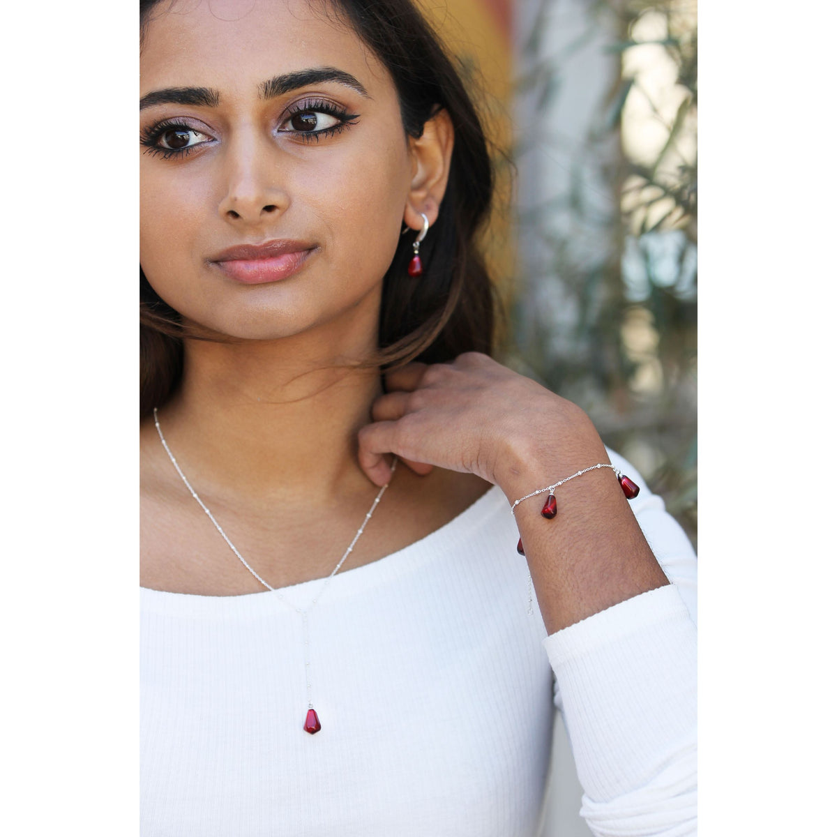 MONO-POMEGRANATE Sterling Silver NECKLACE