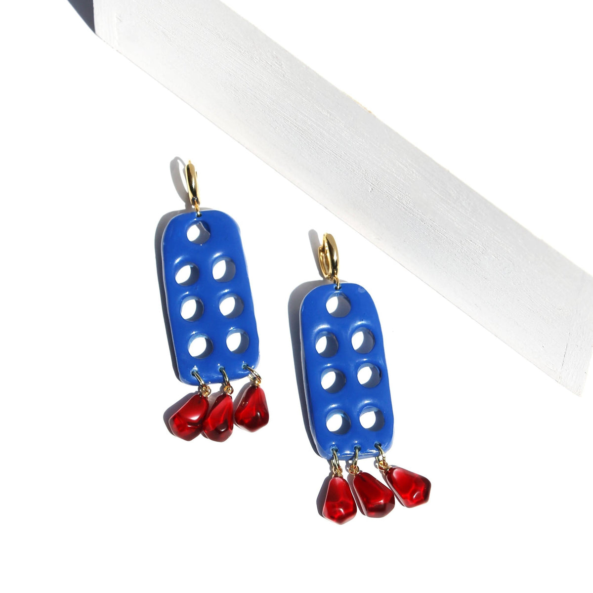 SEVEN EYES POMEGRANATE EARRINGS