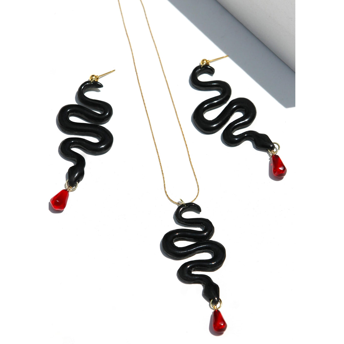 Snake Pomegranate Set