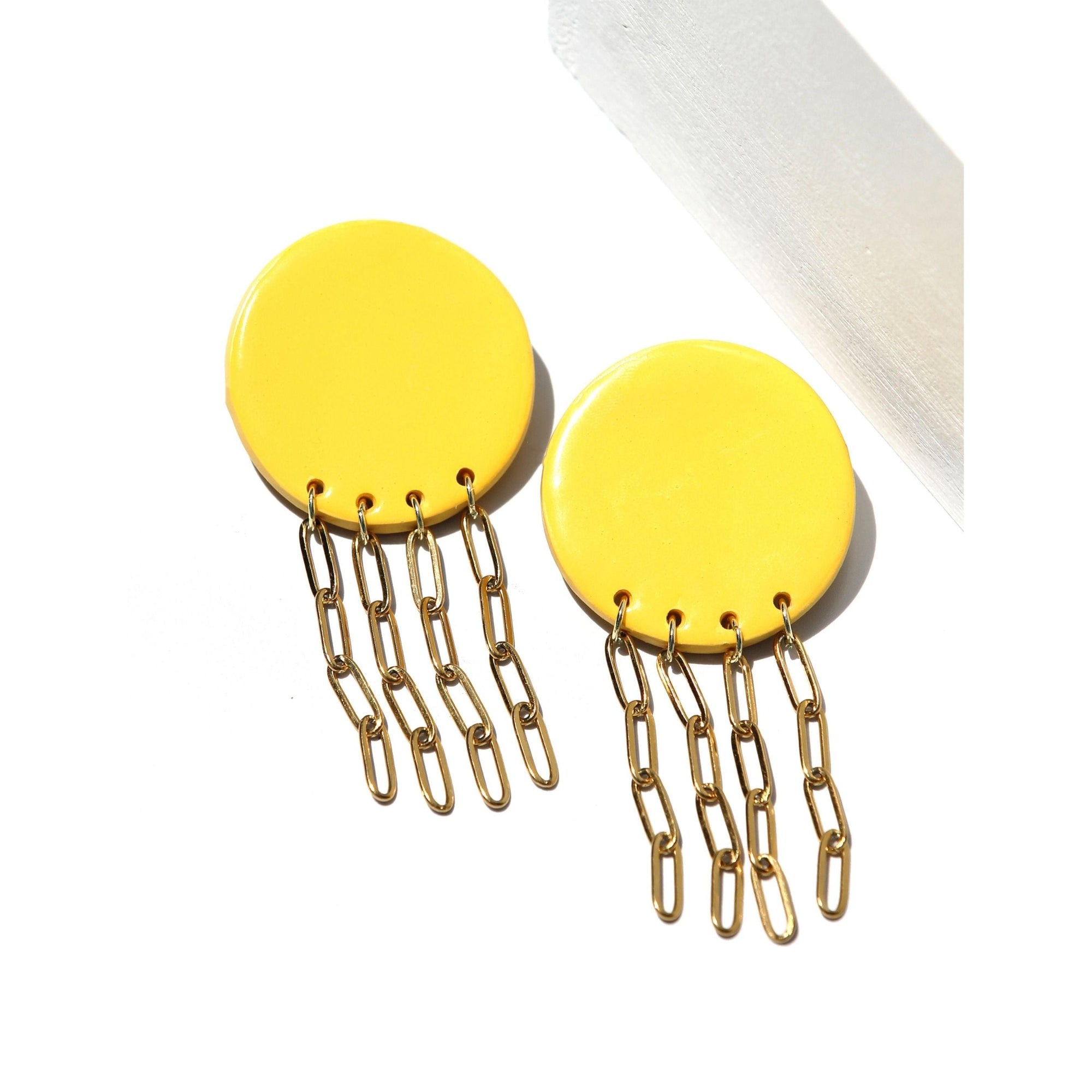 CIRCLE YELLOW PAPERCLIP EARRINGS