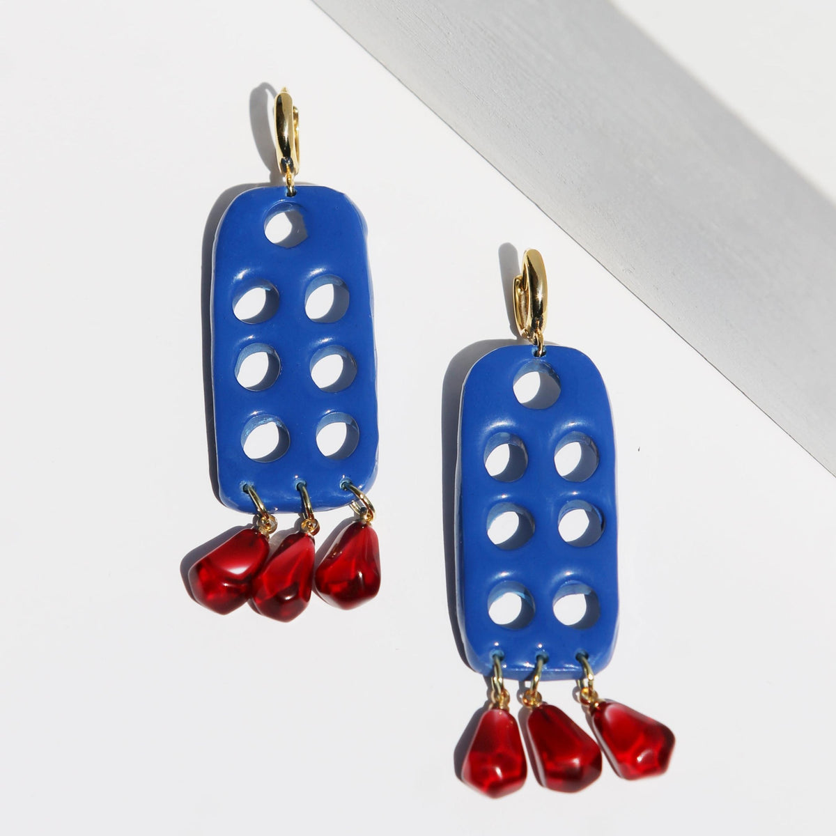 SEVEN EYES POMEGRANATE EARRINGS