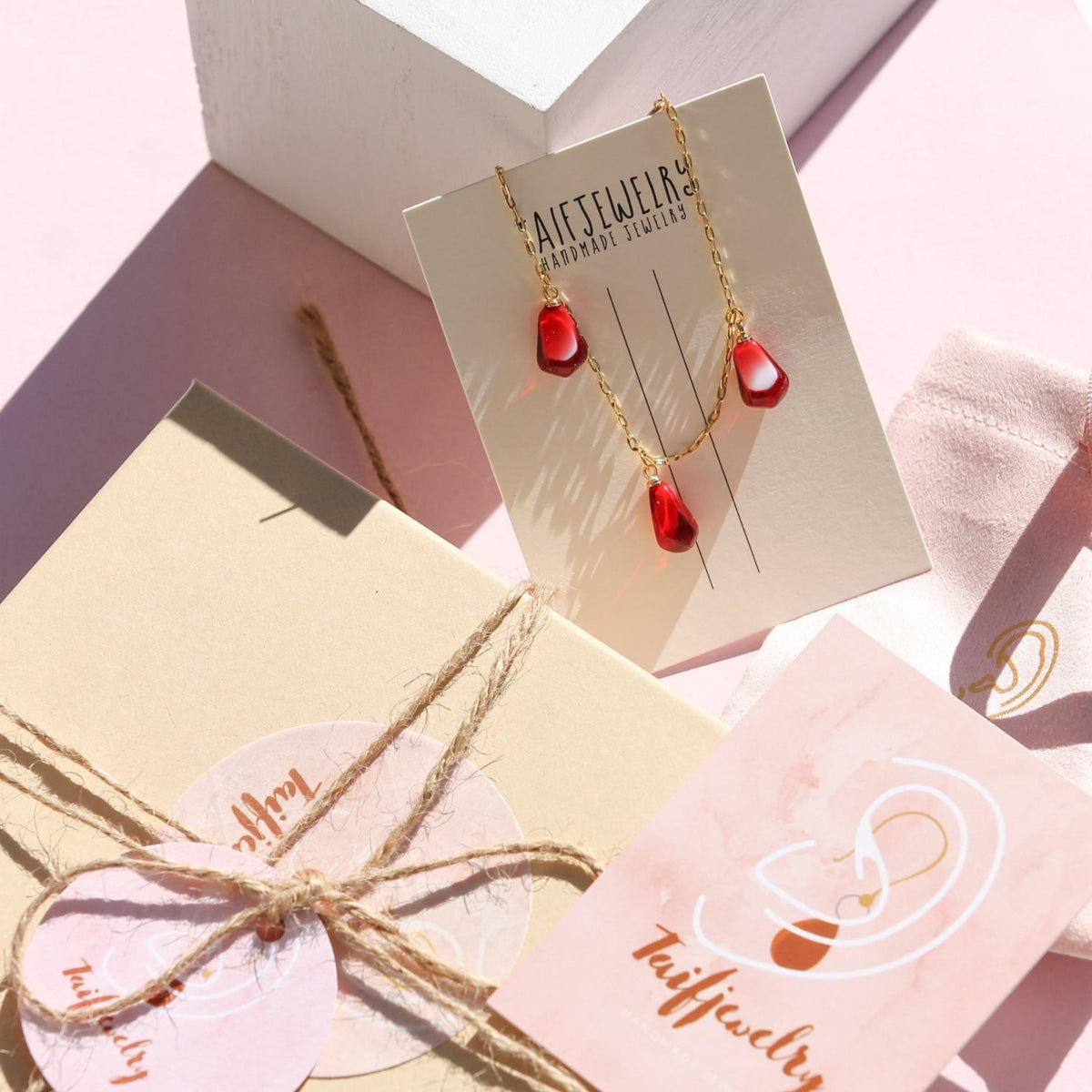 POMEGRANATE BRACELET