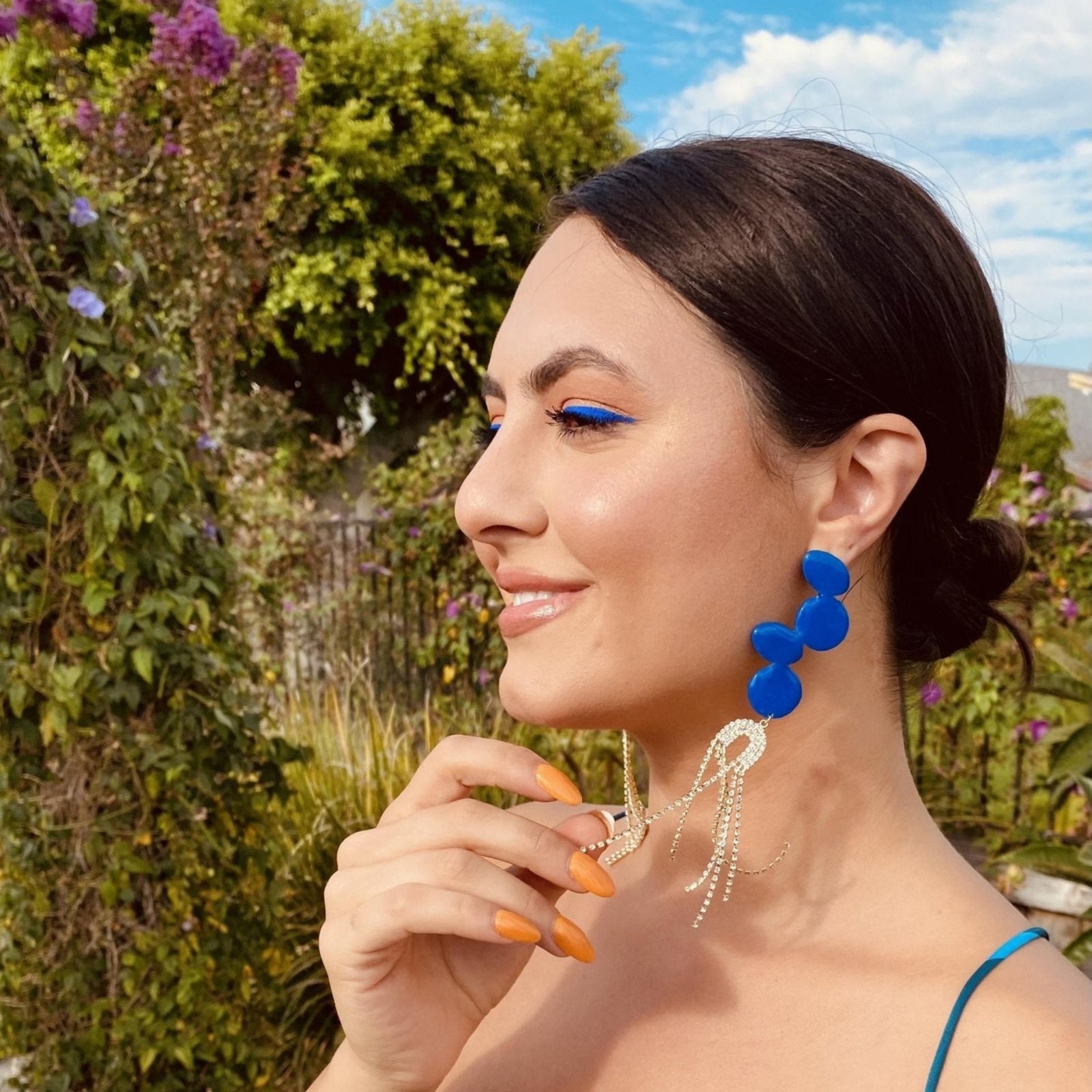 THE LONG-DANGLE EARRINGS