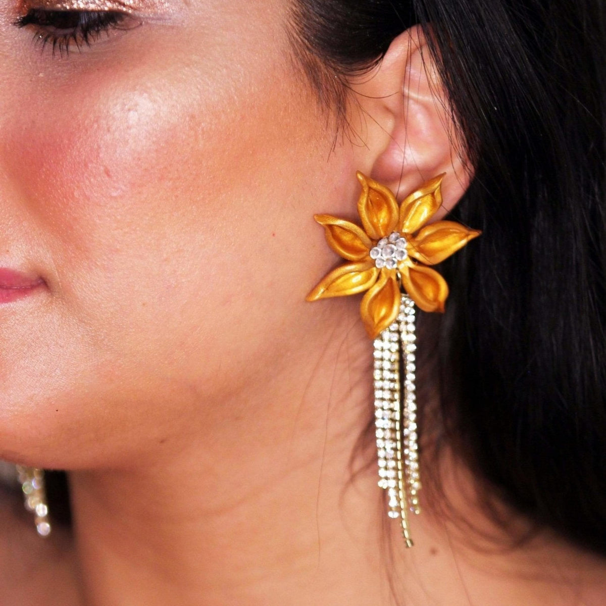 THE FIRST-ANNIVERSARY EARRINGS