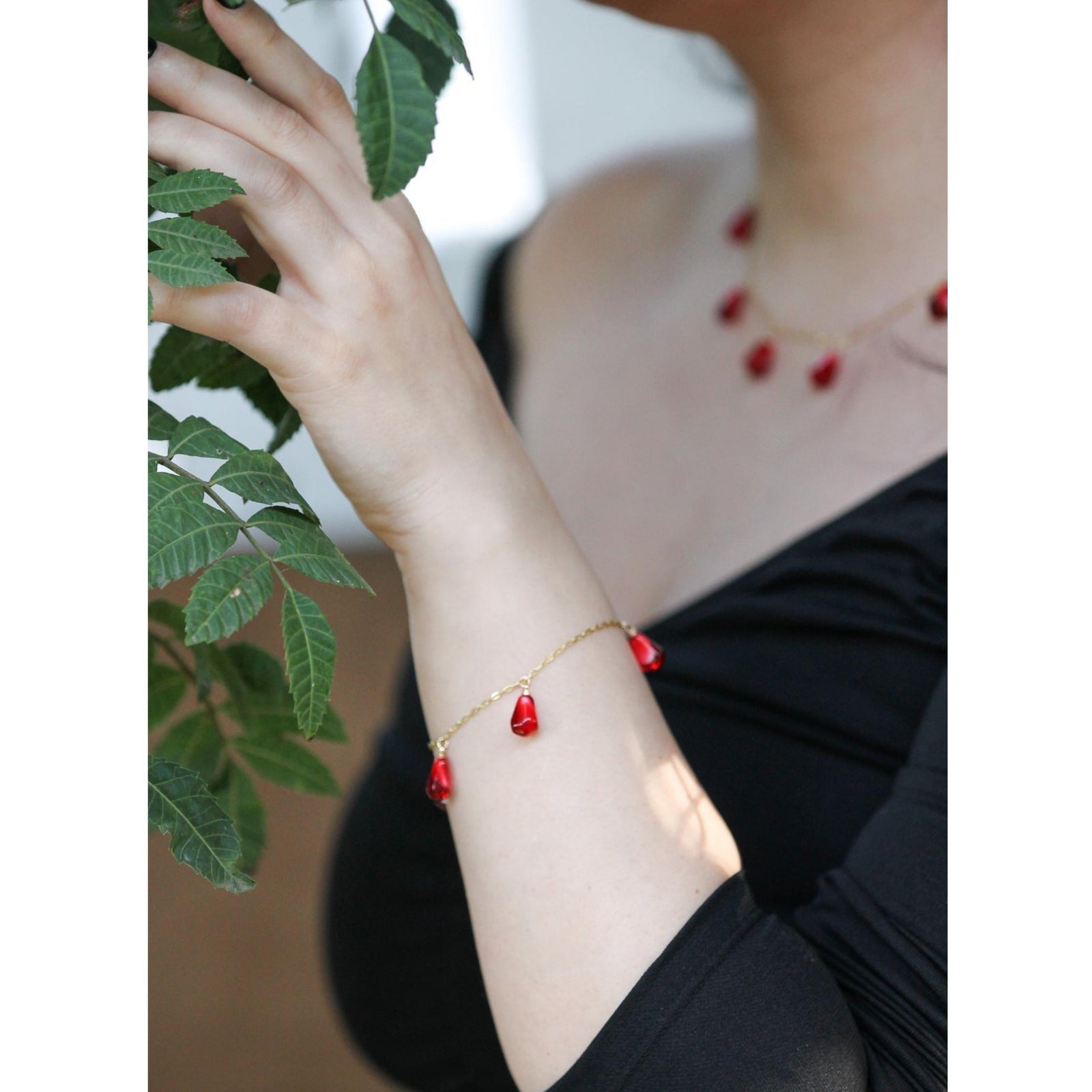 POMEGRANATE BRACELET