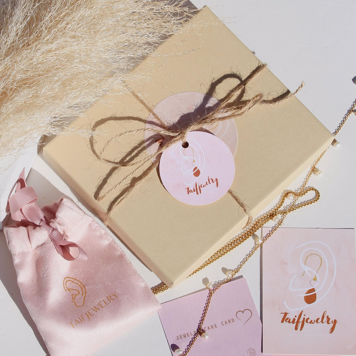 THE HIBISCUS EARRINGS